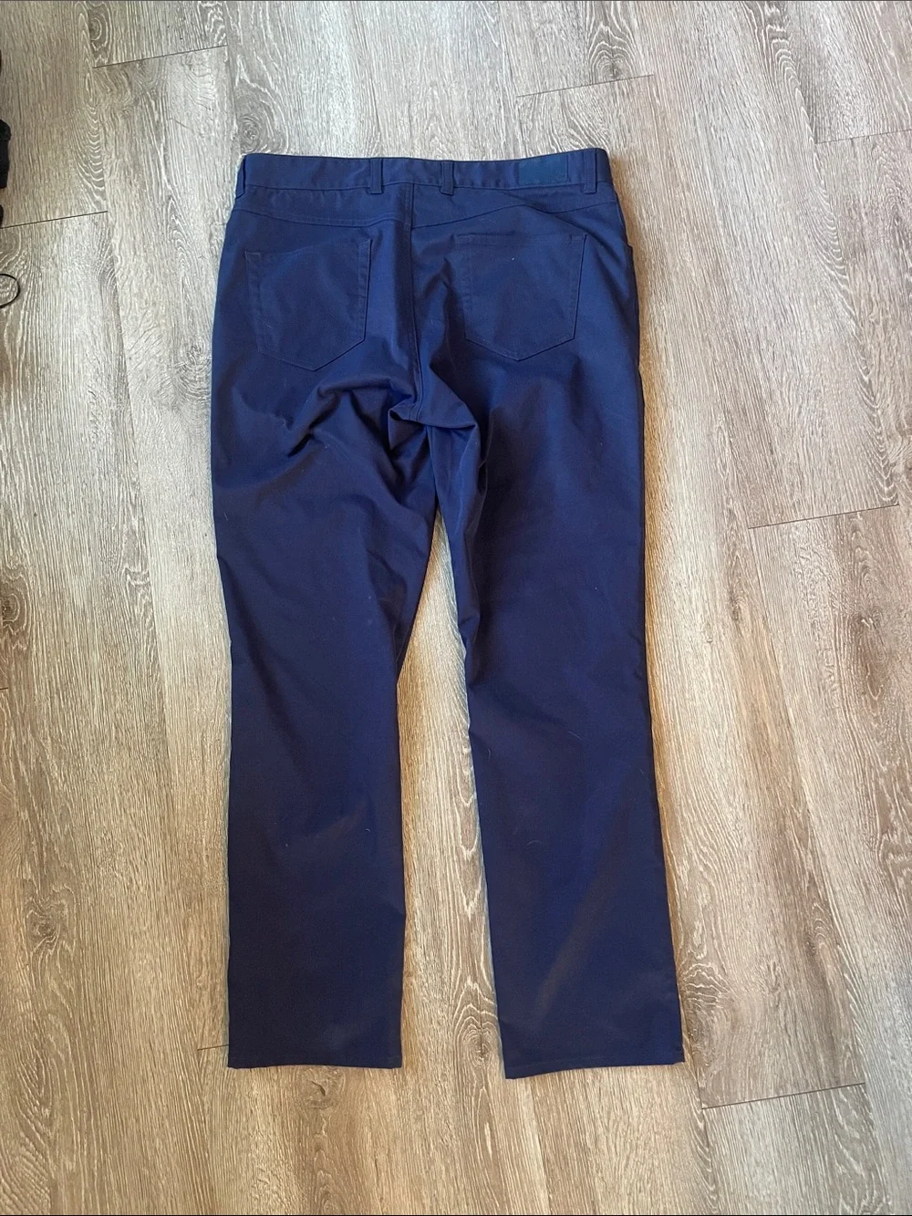 Peter Millar tailored navy
